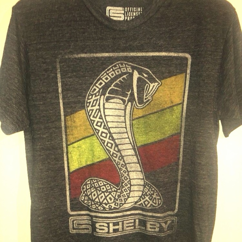 Vintage-Style-Shelby-Cobra--Gray-T-Shirt-Small